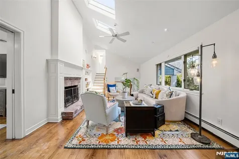 67 Stewart Street Demarest NJ 07627