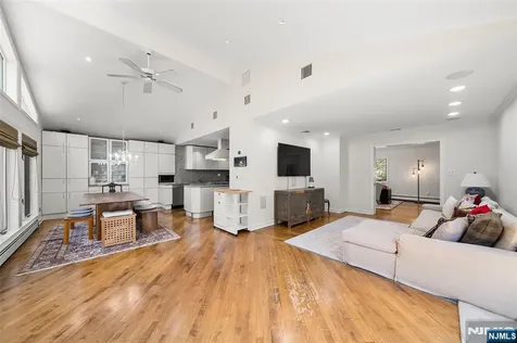 67 Stewart Street Demarest NJ 07627