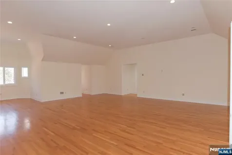 673 Glendale Road Franklin Lakes NJ 07417