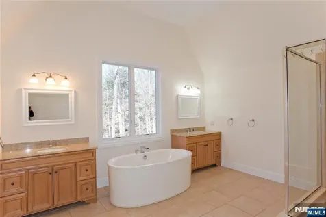673 Glendale Road Franklin Lakes NJ 07417