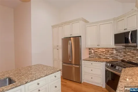 673 Glendale Road Franklin Lakes NJ 07417