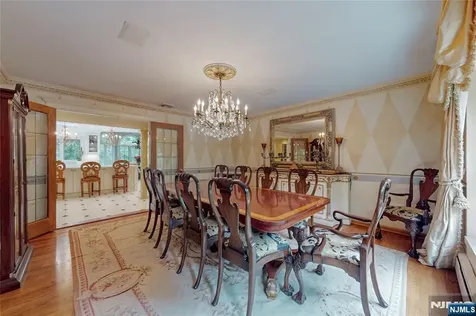 69 Knollwood Road Upper Saddle River NJ 07458