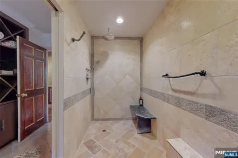 69 Knollwood Road Upper Saddle River NJ 07458