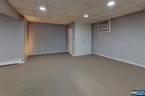 69 Knollwood Road Upper Saddle River NJ 07458