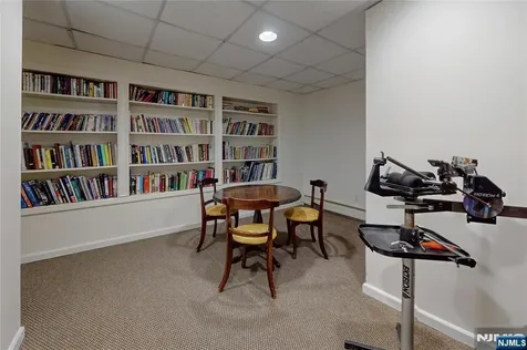 69 Knollwood Road Upper Saddle River NJ 07458