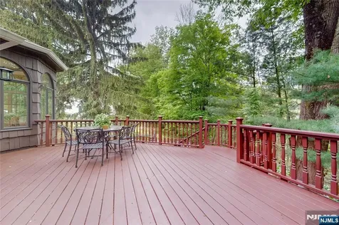 69 Knollwood Road Upper Saddle River NJ 07458