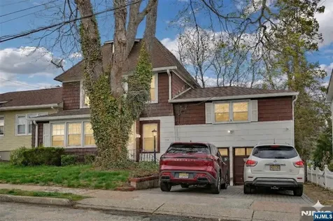 113 Lake Street Bergenfield NJ 07621