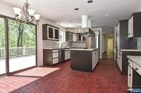 10 Mallard Run Upper Saddle River NJ 07458