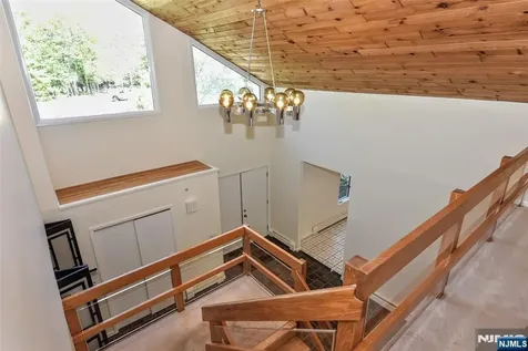 10 Mallard Run Upper Saddle River NJ 07458