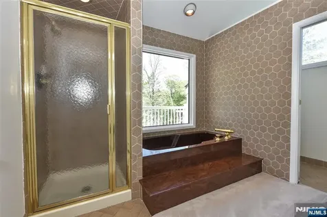 10 Mallard Run Upper Saddle River NJ 07458
