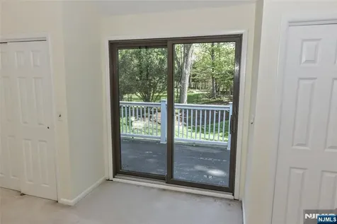 10 Mallard Run Upper Saddle River NJ 07458