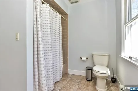 10 Knollwood Road Upper Saddle River NJ 07458