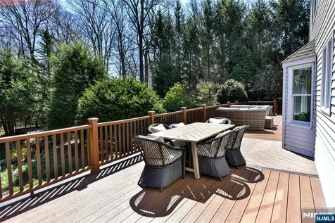 10 Knollwood Road Upper Saddle River NJ 07458