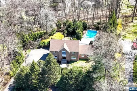 10 Knollwood Road Upper Saddle River NJ 07458