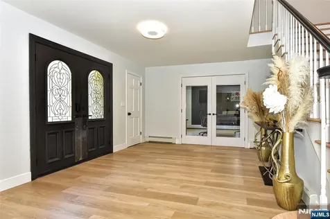 10 Knollwood Road Upper Saddle River NJ 07458