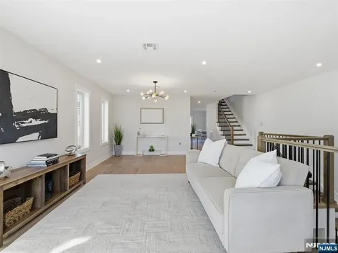 140B Weigands Lane Secaucus NJ 07094