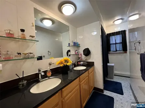 436 Sylvan Street Saddle Brook NJ 07663