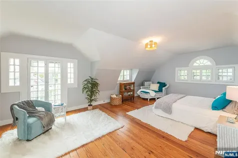 22 Arlington Avenue Caldwell NJ 07006