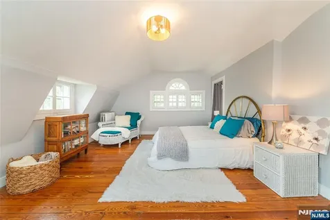 22 Arlington Avenue Caldwell NJ 07006
