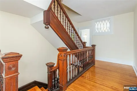 22 Arlington Avenue Caldwell NJ 07006