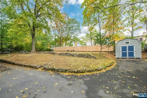 22 Arlington Avenue Caldwell NJ 07006