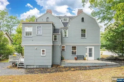 22 Arlington Avenue Caldwell NJ 07006