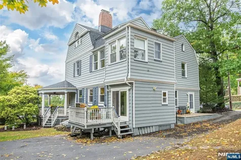 22 Arlington Avenue Caldwell NJ 07006