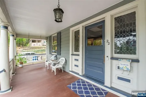 22 Arlington Avenue Caldwell NJ 07006