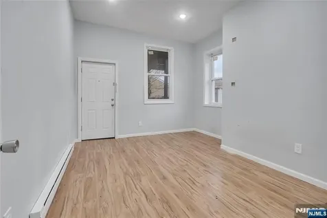 90 Park Avenue Paterson NJ 07501