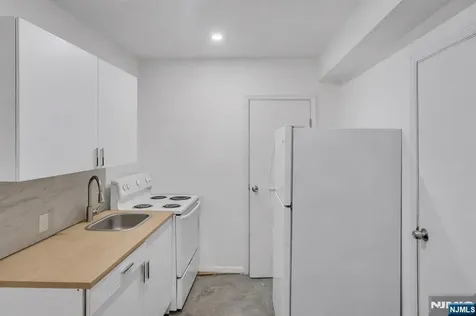90 Park Avenue Paterson NJ 07501