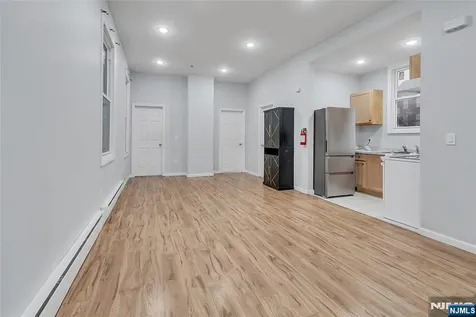 90 Park Avenue Paterson NJ 07501