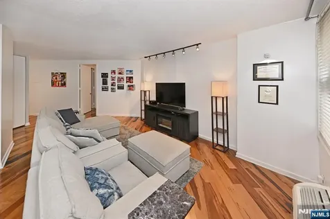 7004 Boulevard East Guttenberg NJ 07093