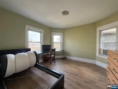 162 Sylvan Street Rutherford NJ 07070