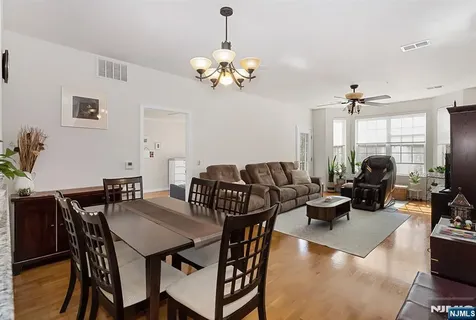 4137 Cory Lane Elmwood Park NJ 07407