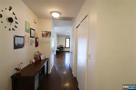 1359 15th Street Fort Lee NJ 07024