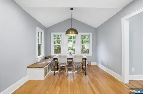454 Maple Avenue Glen Rock NJ 07452