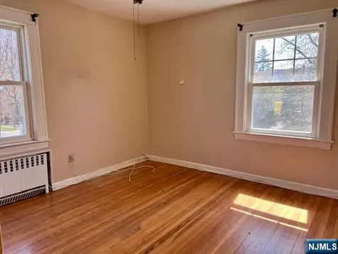 891 Ray Avenue Ridgefield NJ 07657