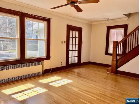 891 Ray Avenue Ridgefield NJ 07657