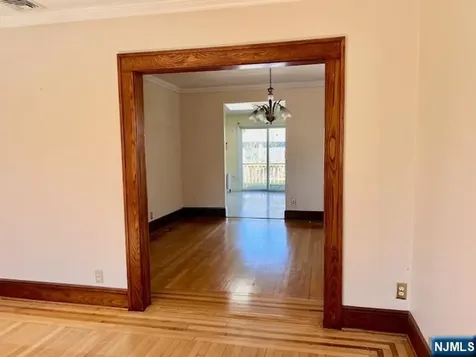 891 Ray Avenue Ridgefield NJ 07657