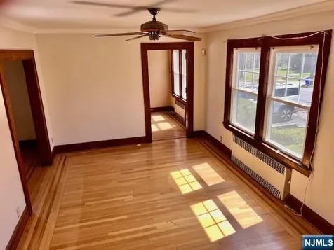 891 Ray Avenue Ridgefield NJ 07657