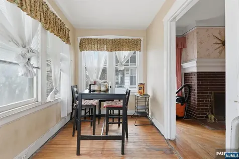 53 Sunnyside Terrace East Orange NJ 07018