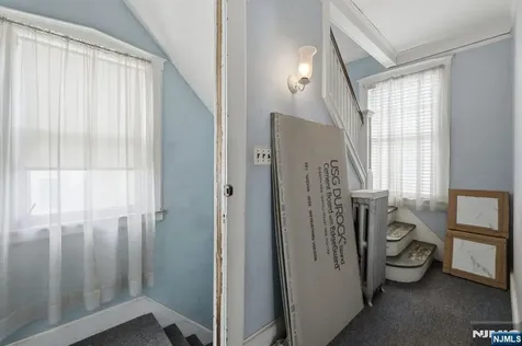 53 Sunnyside Terrace East Orange NJ 07018