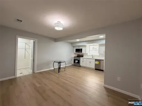 58-60 Davenport Avenue Newark NJ 07107