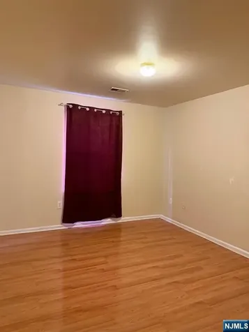 41 3rd Street Newark NJ 07107