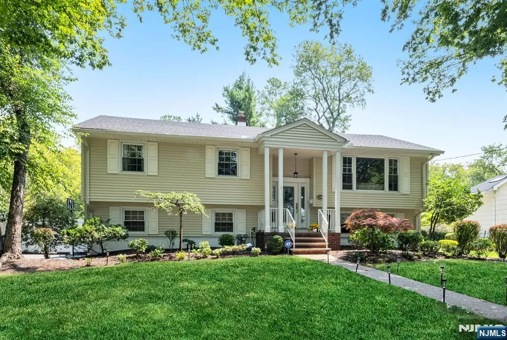 440 Yuhas Drive Paramus NJ 07652