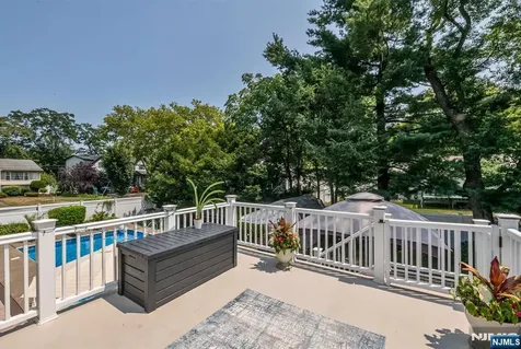 440 Yuhas Drive Paramus NJ 07652