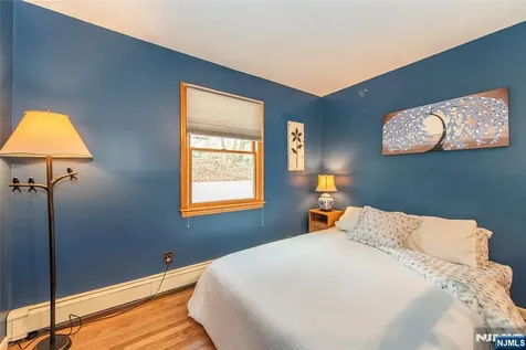 104 W Lionshead Drive Wayne NJ 07470