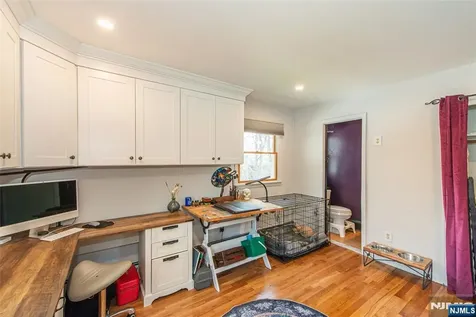 104 W Lionshead Drive Wayne NJ 07470