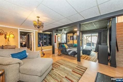 104 W Lionshead Drive Wayne NJ 07470