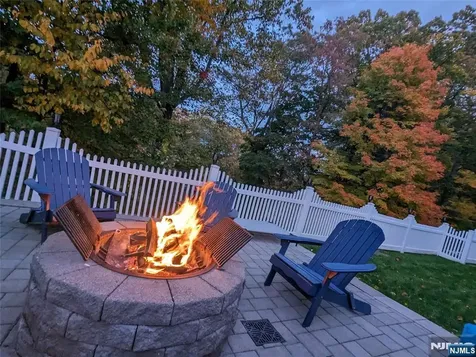 104 W Lionshead Drive Wayne NJ 07470